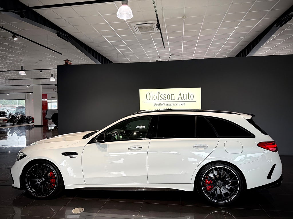 Mercedes-Benz C 63 S AMG E Performance 4Matic Carbon Burmester Panorama - bild 3