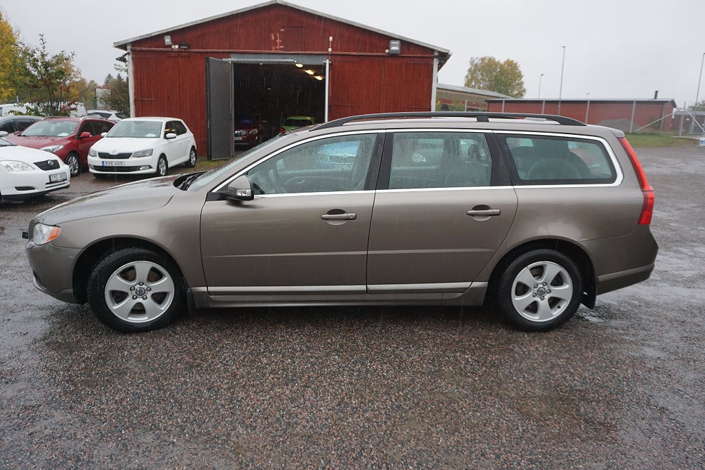 Volvo V70 2010 - miniatyr 4