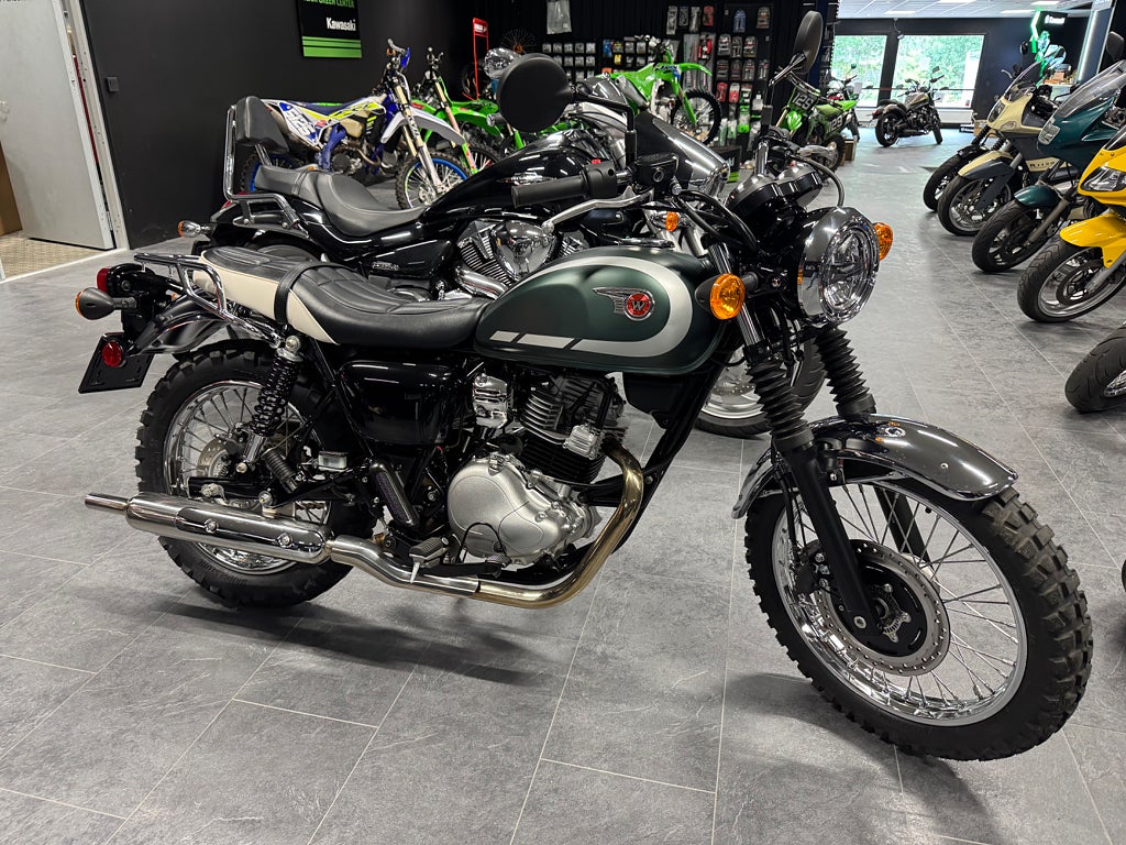 Kawasaki W 230 