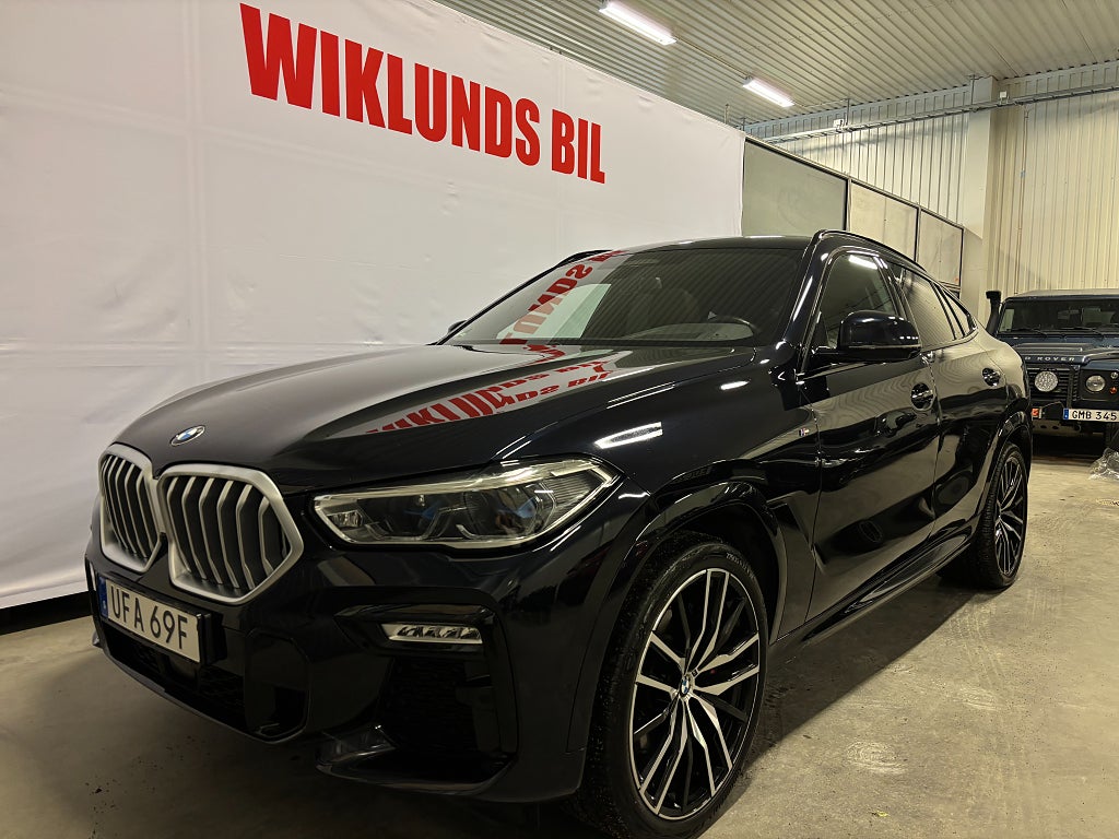 BMW X6 xDrive30d Steptroni M Sport Max utrustad S&V BMW Ingår