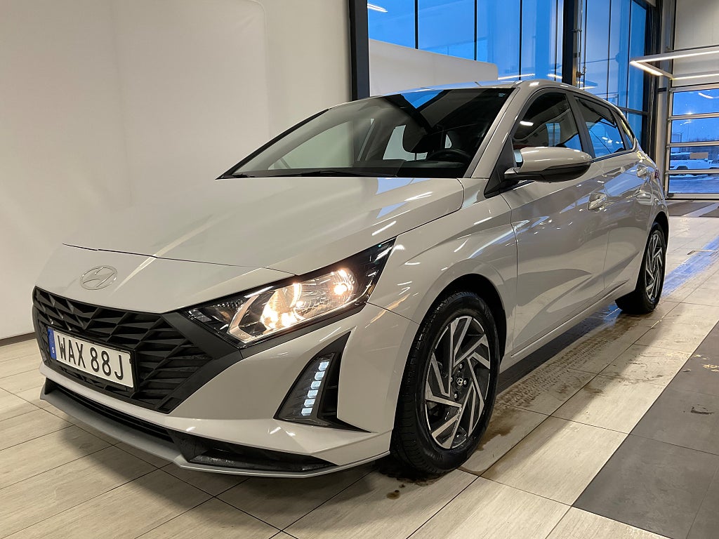 Hyundai i20 1,2 84 hk Manuell Essential Backkamera Leasbar