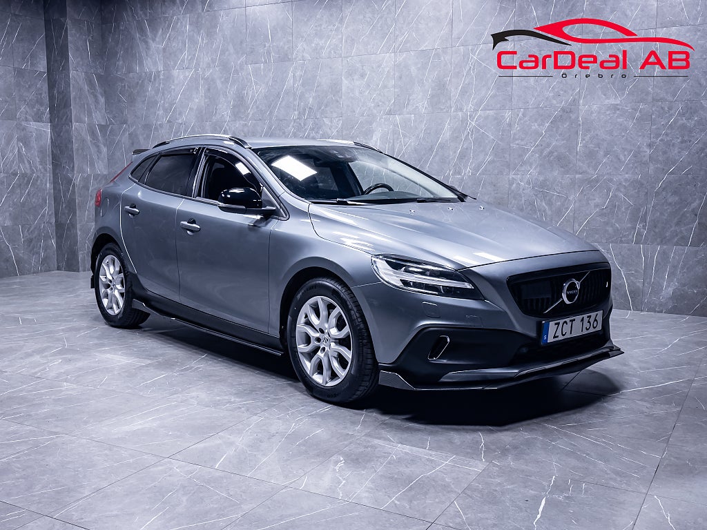 Volvo V40 Cross Country T3 Geartronic Momentum Värmare Kamera BLIS Navi Adaptiv