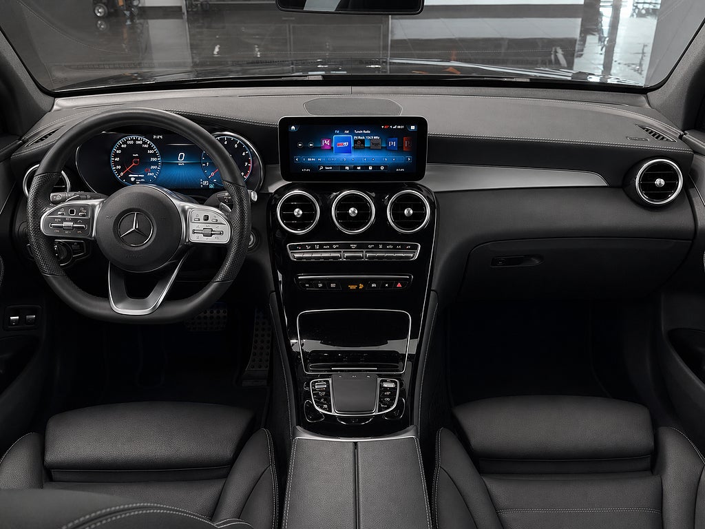 Mercedes-Benz GLC 43 AMG 4Matic Panorama Burmester Head up Värmare 390 hk - bild 8