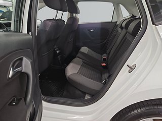 Volkswagen Polo 5-dörrar 1.2 TSI BMT Base BT/Vinterhjul/AC
