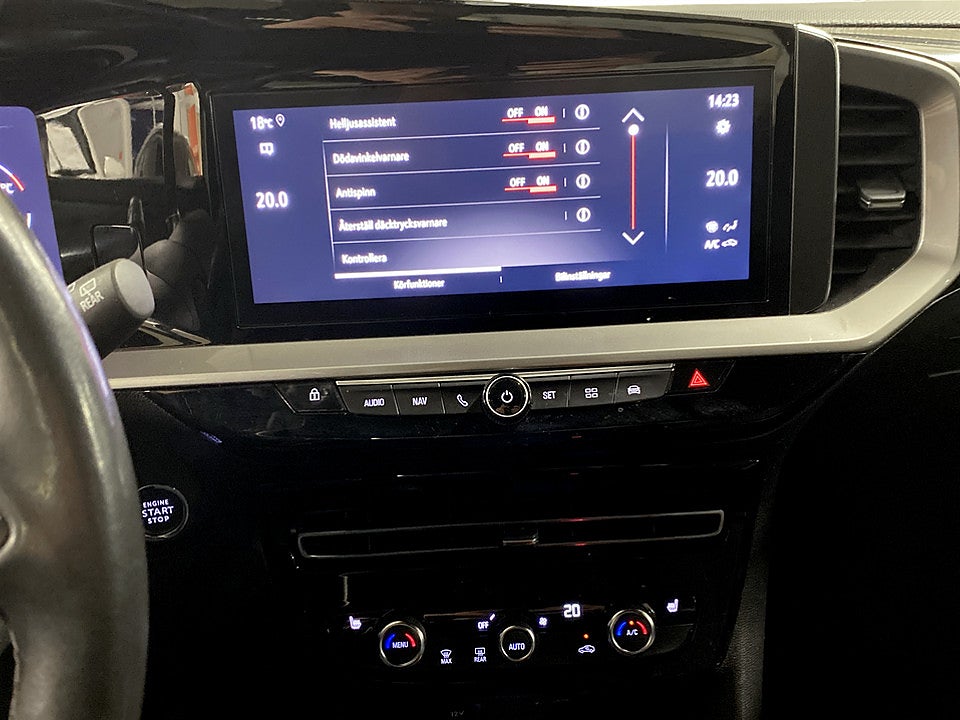 Bild på Opel Mokka Ultimate 1.2 Turbo 130hk Aut B-KAMERA CARPLAY