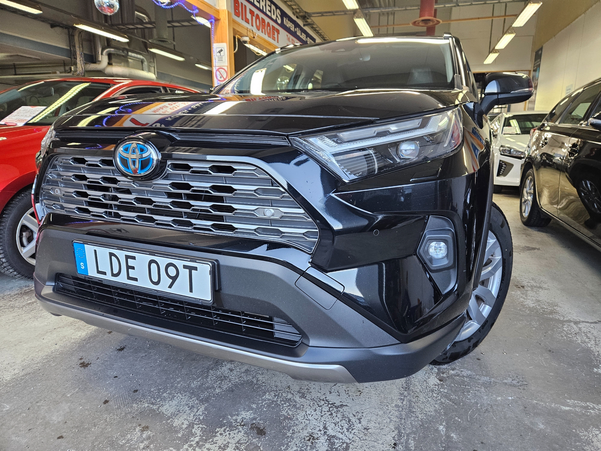 Toyota RAV4 Hybrid AWD-i E-CVT Automat 2022, bild 3/48