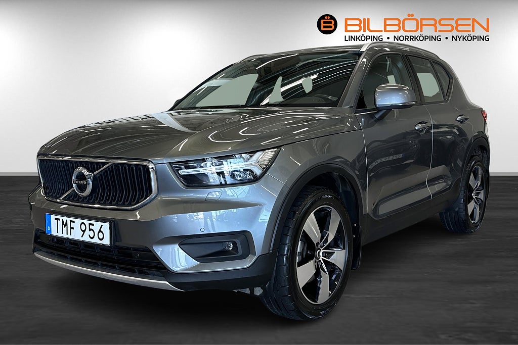 Volvo XC40 D4 AWD Momentum Intro Edition (Drag, Värmare, Skinn, N