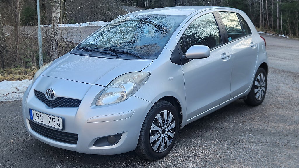 Toyota Yaris 5-dörrar 1.33 Dual VVT-i Euro 5