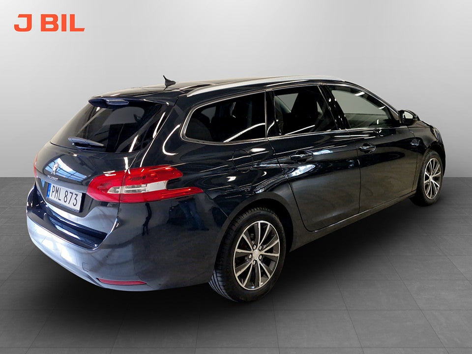 Bild på Peugeot 308 sw SW Allure 1.2 PT 130hk PANORAMA