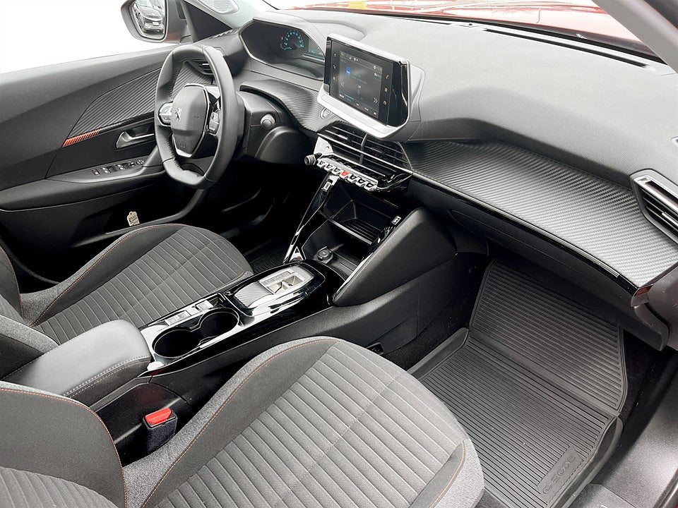 Bild på Peugeot E-2008 Active 50kWh 136hk Aut B-KAMERA CARPLAY