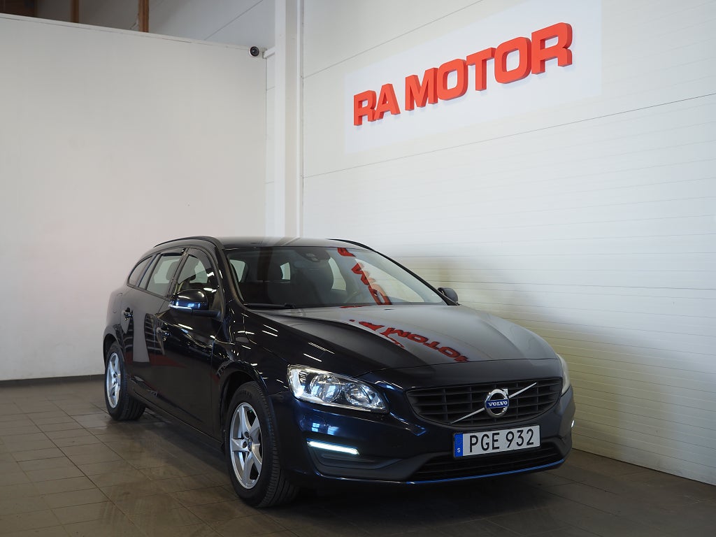 Volvo V60 T3 Business Kinetic 152hk | Bluetooth | PDC | 2017