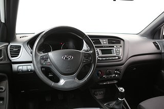 Halvkombi Hyundai i20 12 av 20
