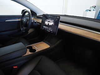 Sedan Tesla Model 3 13 av 21