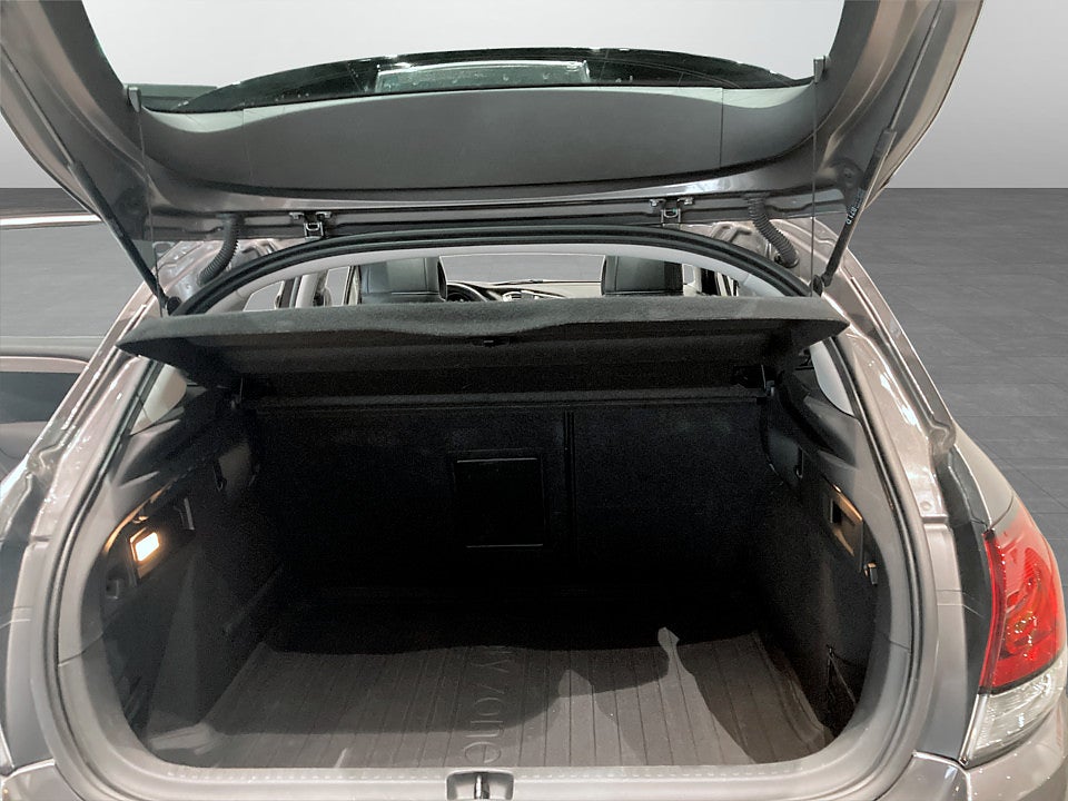 Bild på Citroën C4 Shine 1.6 BHDi 120hk Aut DRAG P-SENSORER