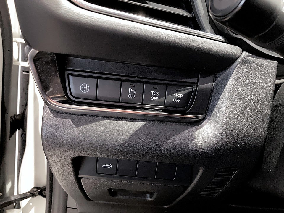 Bild på Mazda CX-30 2.0 SKYACTIV-G M 122hk - B-KAMERA, FARTHÅLLARE