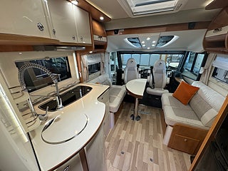 Husbil-integrerad Autostar PRESTIGE I730LJ 180HK AUT 15 av 21