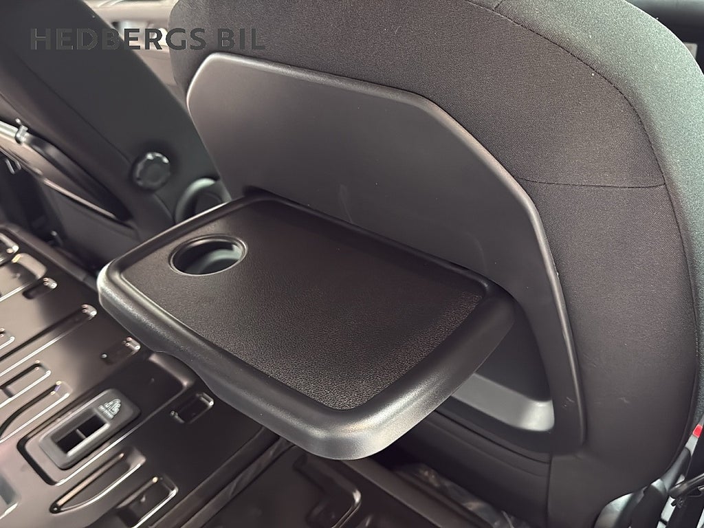 Peugeot Partner Crew Cab 130  5-SITS   thumbnail