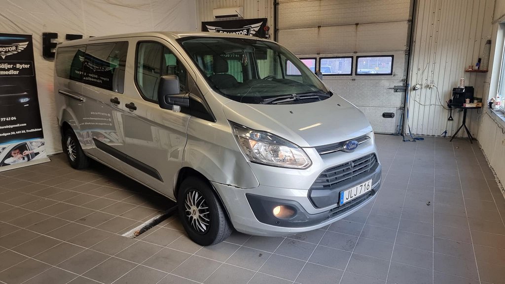 Ford Transit Custom 310 Kombi 2.2 TDCi Euro 5 9Sits 125 DRAG 