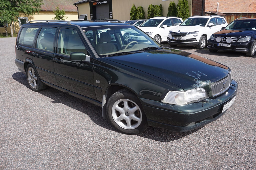 Volvo V70 2.5 T 193hk AUT/Drag