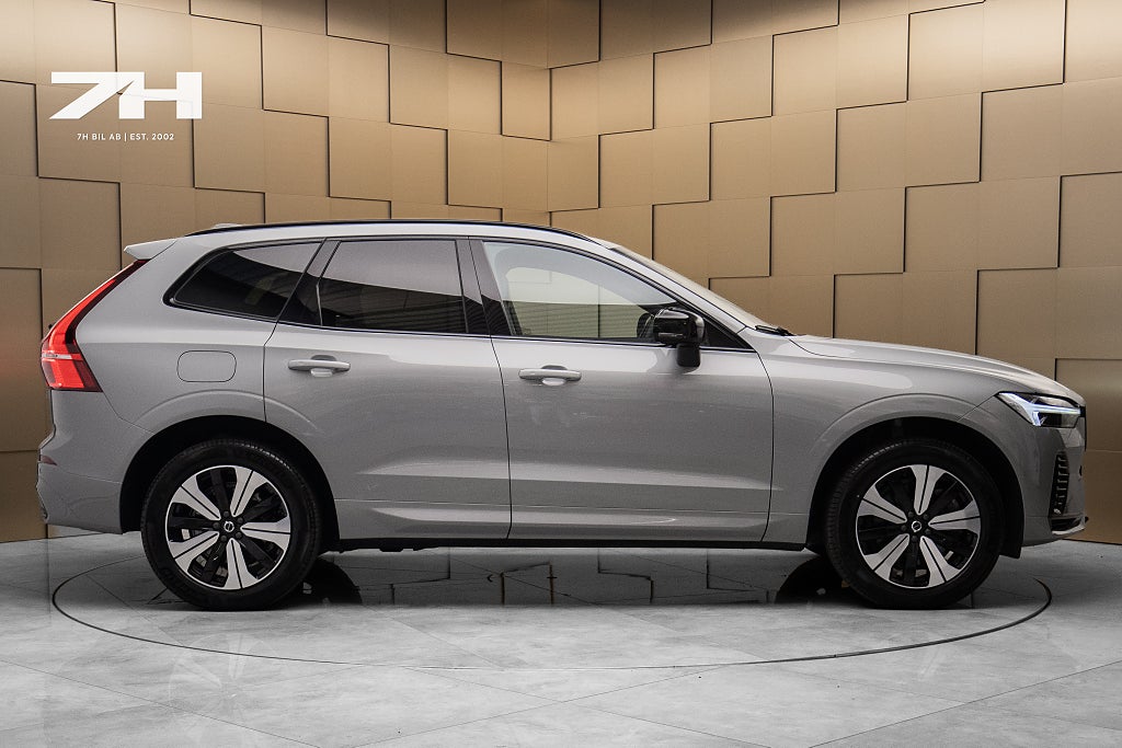 Volvo XC60 T6 Plug-In AWD 350hk Plus Dark Edition  / Dragkrok