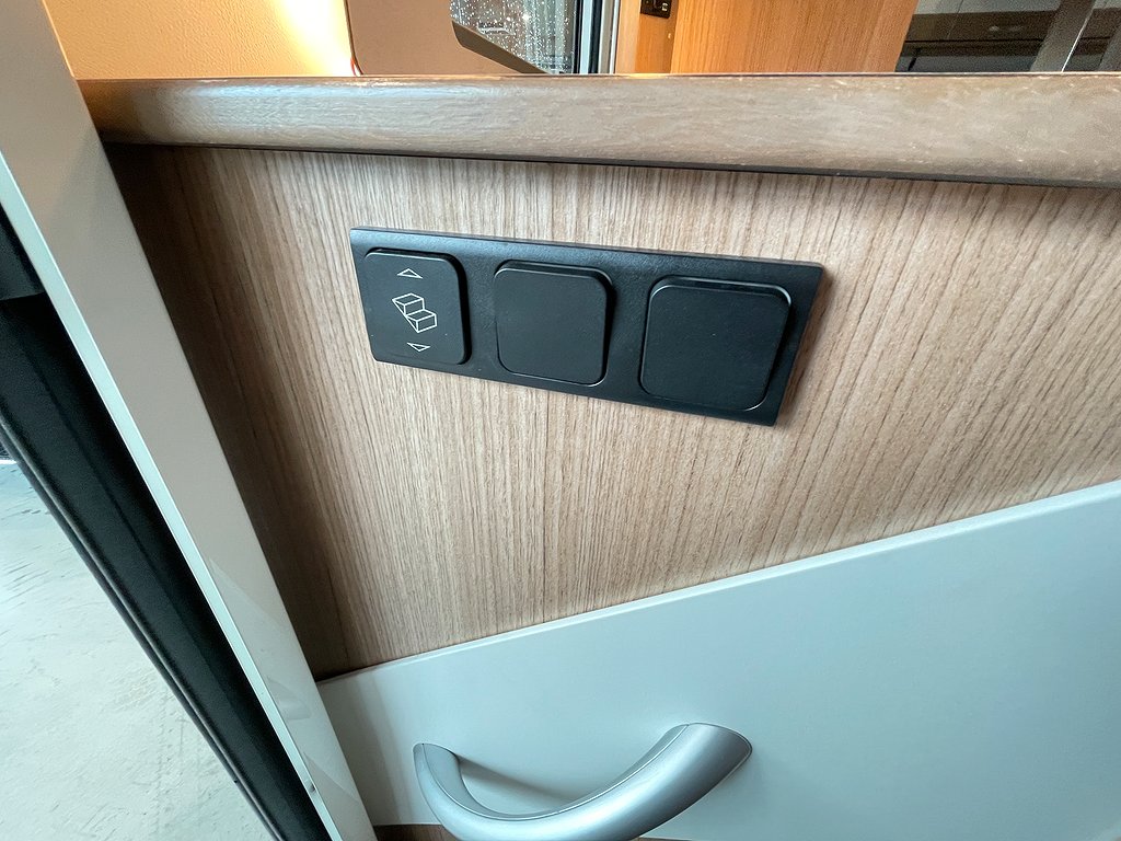 Carado A 464 / B-kort / 6 bältade / 6 Sovplatser /4495kr/mån - Carado