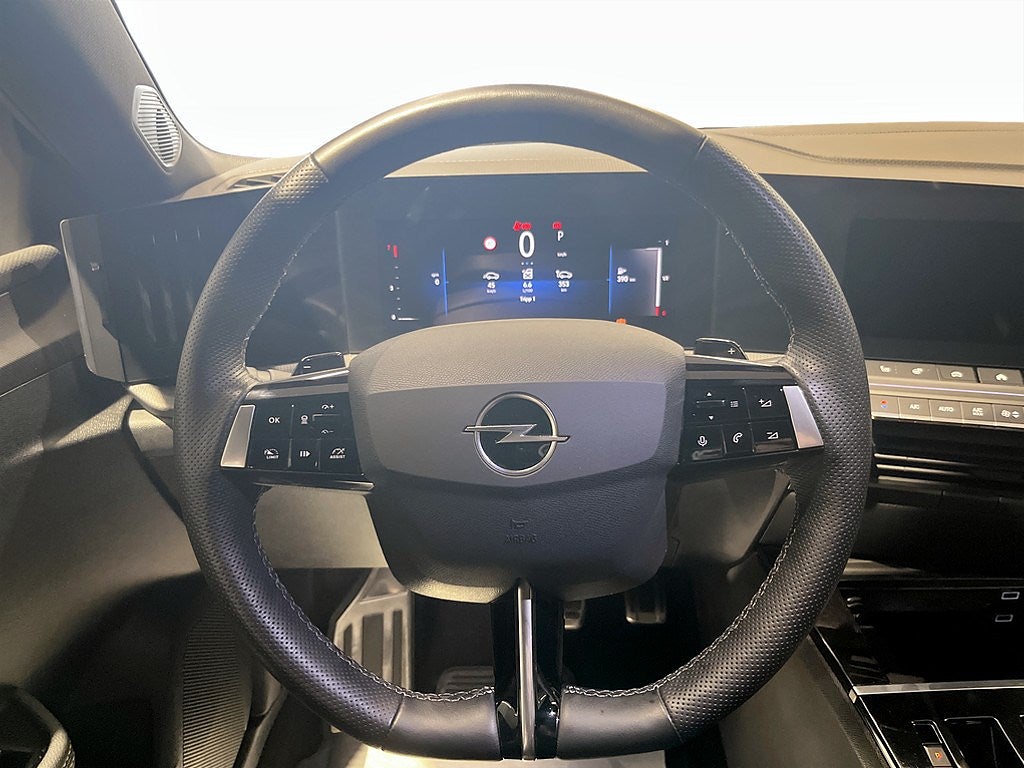 Bild på Opel Astra ST GS 1.2 PT 130hk Aut - 360-KAMERA, CARPLAY