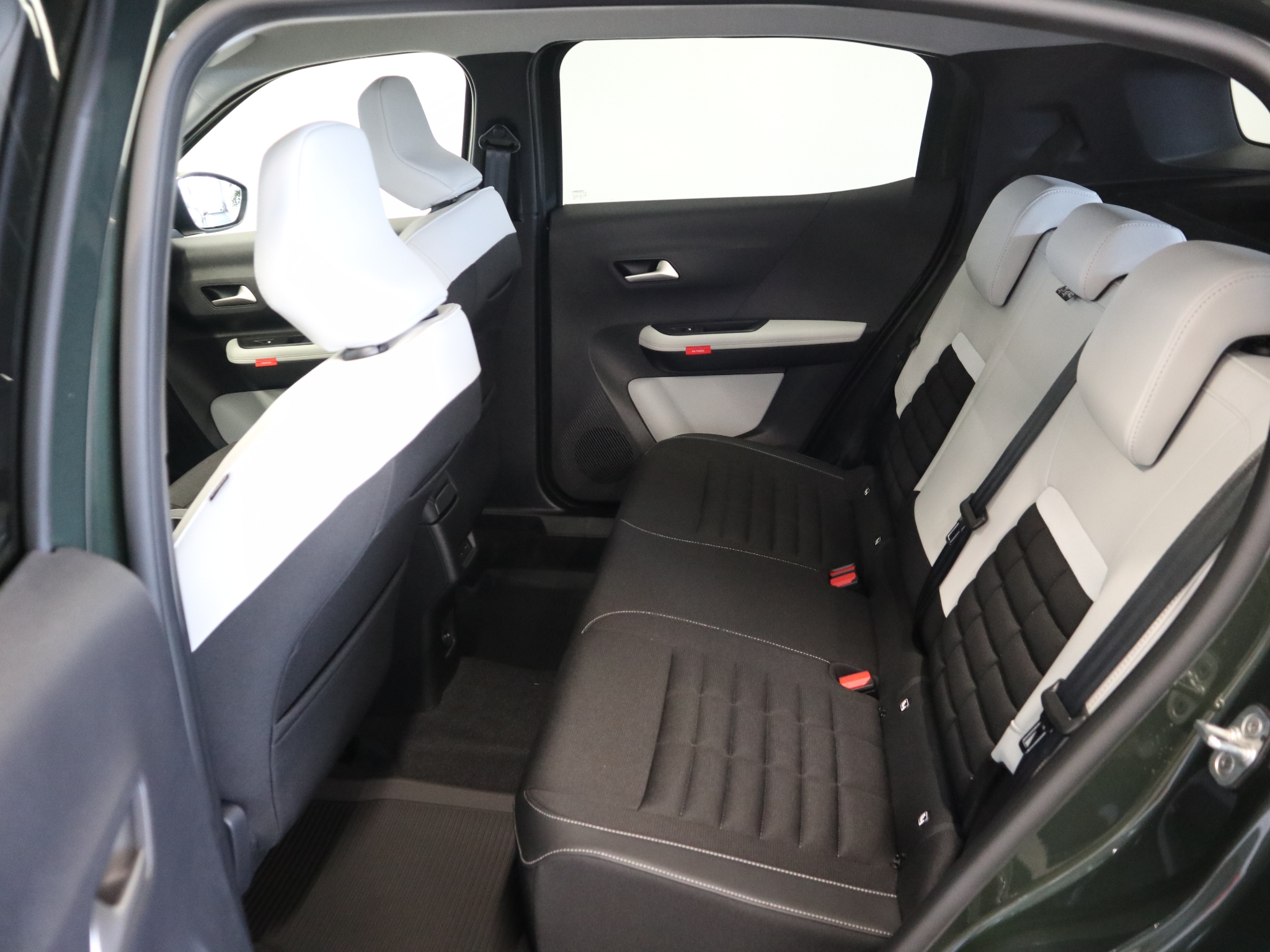 Citroen C3 Aircross Hybrid 145HK AUT MAX 2025, photo 7/37