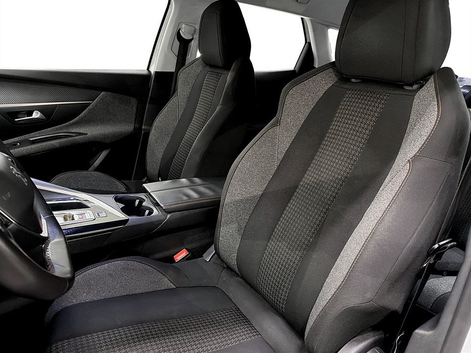 Bild på Peugeot 3008 Active 1.6 BHDi 120hk Aut - CARPLAY