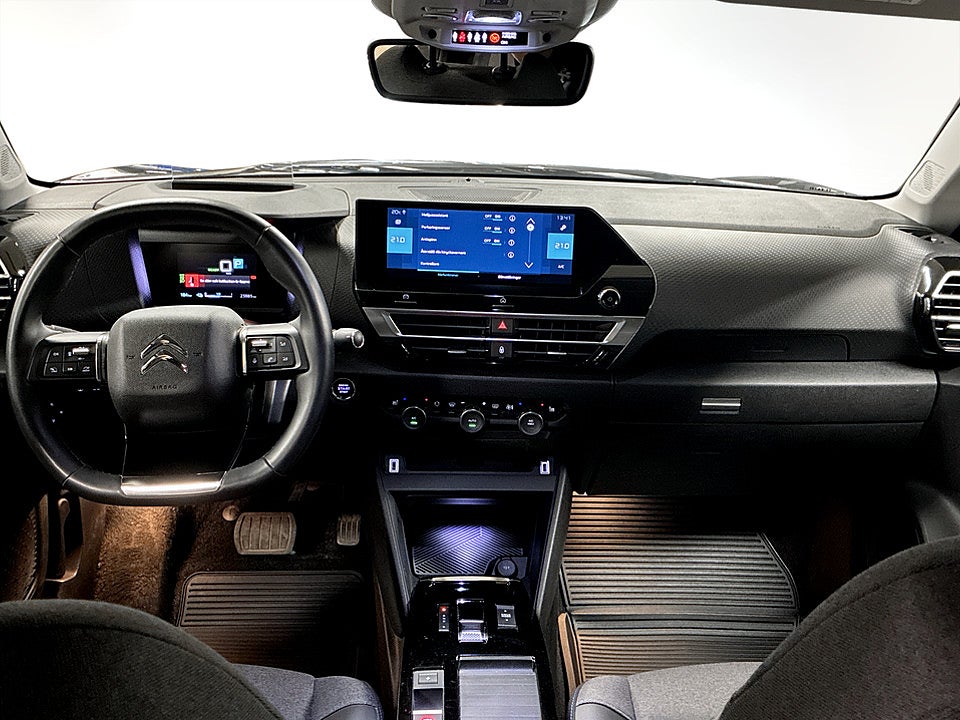 Bild på Citroën e-C4 Shine 50kWh 136hk Aut B-KAMERA CARPLAY