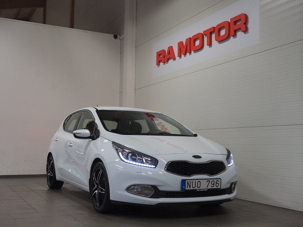 Kia Cee´d 1.6 GDI EX Comfort | M-Värm | Farthållare | PDC 2013