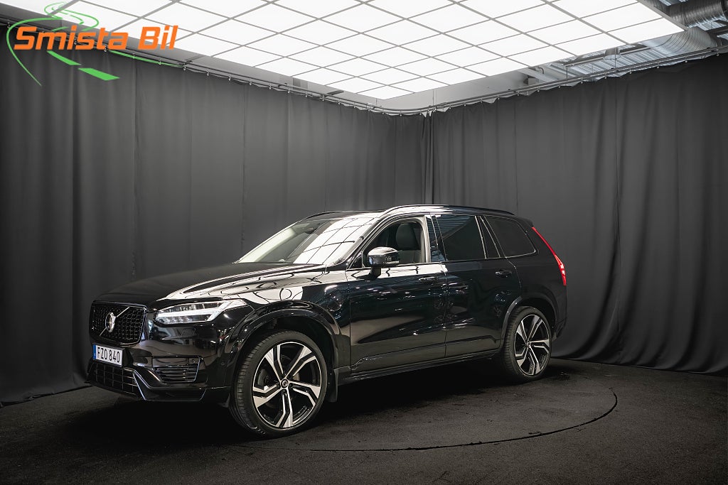 Volvo XC90 Recharge T8 AWD ULTIMATE DARK 7-sits B&W LUFT 22'' MOMS