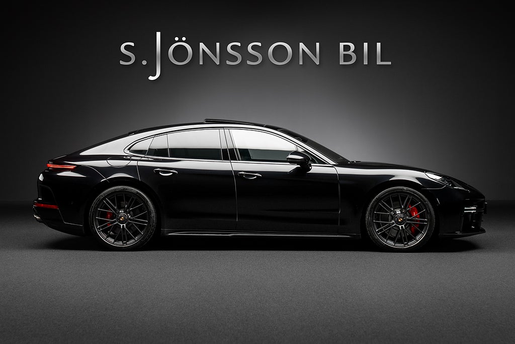 Porsche Panamera GTS V8 / Extrautrustad för 428.600 kr