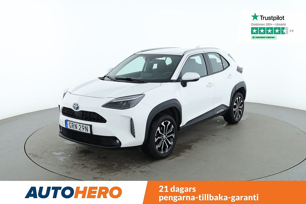 Toyota Yaris Cross Hybrid AWD-i / Rattvärme, GPS, Backkamera
