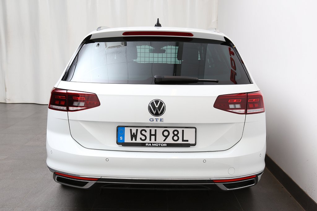 Volkswagen Passat Sportscombi GTE 218hk DSG Värmare Leasbar 2022