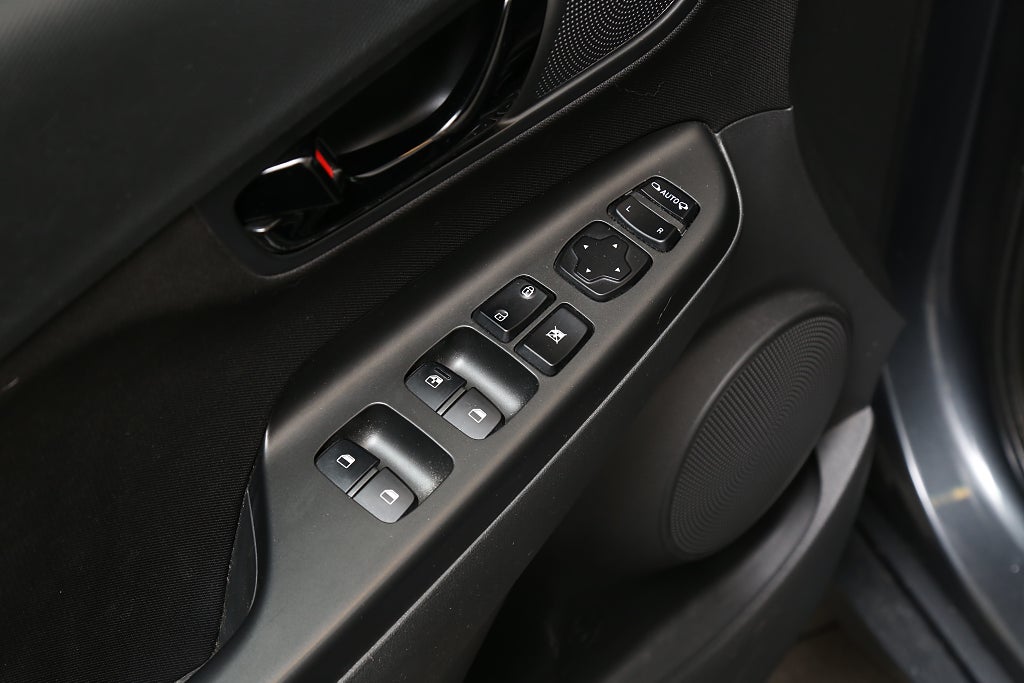 Hyundai Kona Hybrid 1,6 GDI 141hk Premium Aut Head-up Motorv Drag 2020