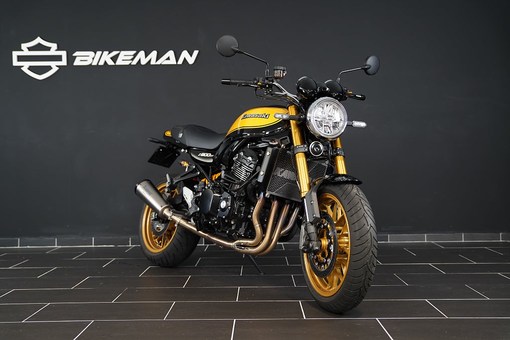 Kawasaki Z900 SR SE 