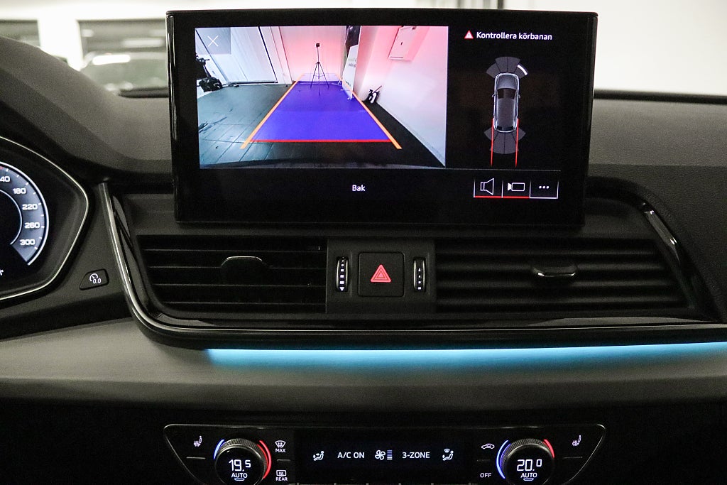 Audi Q5 55 TFSI e Quattro S-Line Evolution B&O Cockpit Luftfjädring Drag