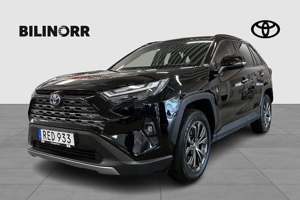 Toyota RAV4 Executive, Panorama, Drag, Vinterhjul