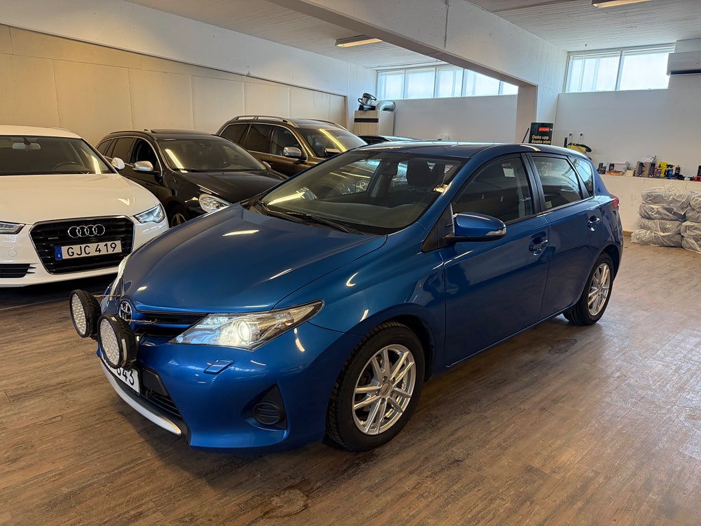 Toyota Auris 1.4 D-4D Life Euro 5