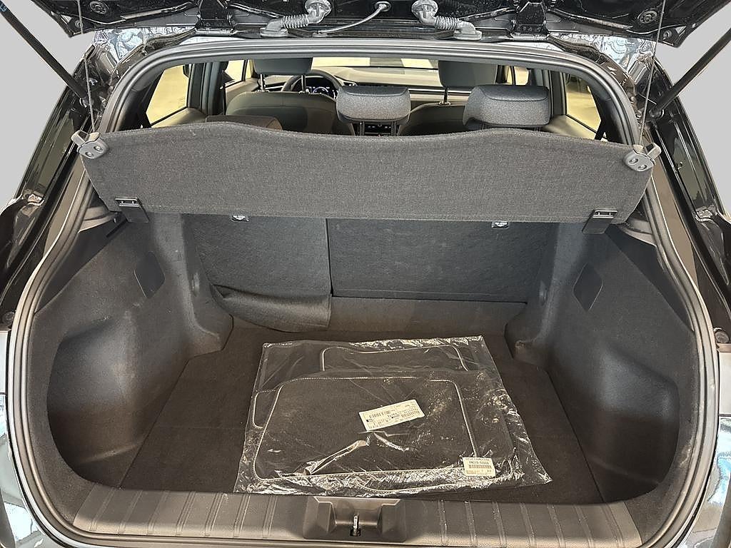 Lexus LBX 2025 - miniatyr 10