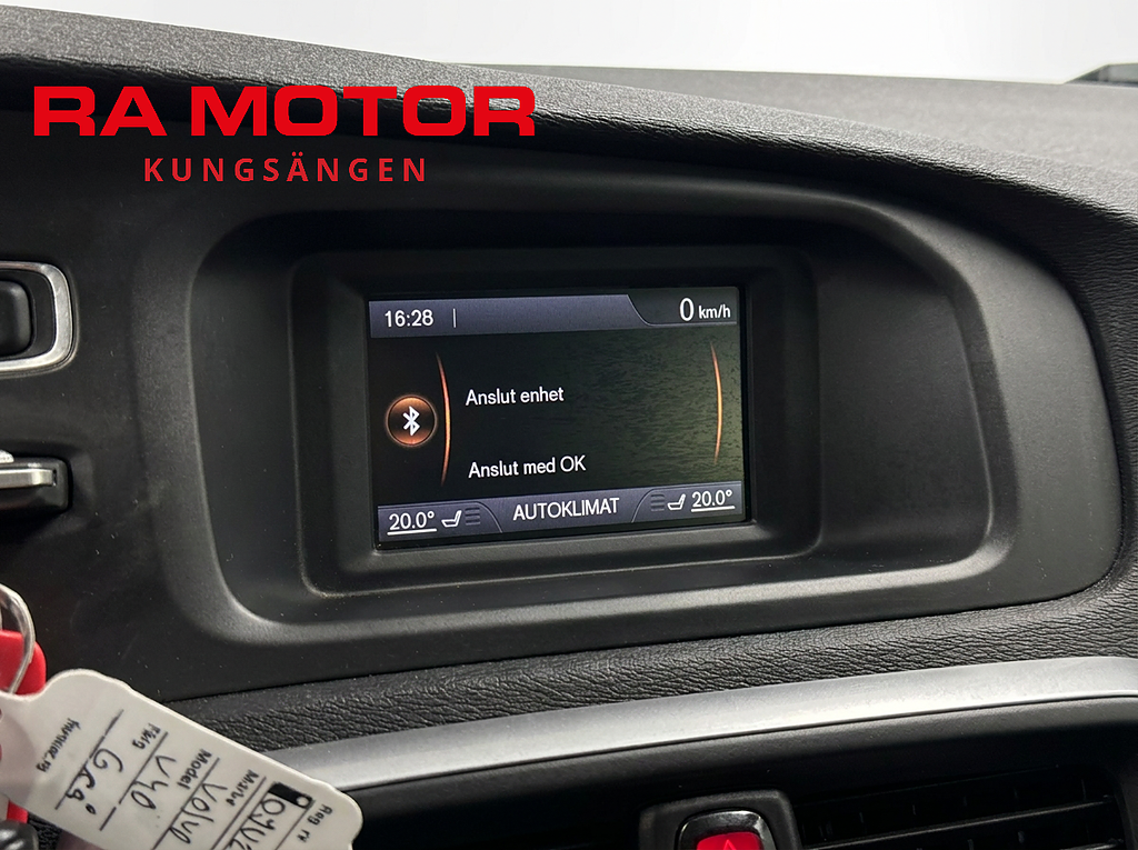 Volvo V40 T2 122hk | Business | P-Värm | P-Sensor | 2017