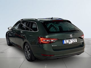 Skoda Superb Kombi TDI 4×4 Business Edt L&K Dvärm Canton Drag SoV – bild 5