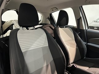 Toyota Yaris Hybrid Active Mvärm Kamera Kamkedja S/V-hjul