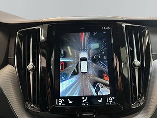 Volvo XC60 Recharge T8 AWD R-Design S&V-Hjul/Drag/Pano/360