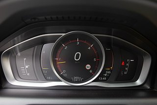 SUV Volvo XC60 16 av 20