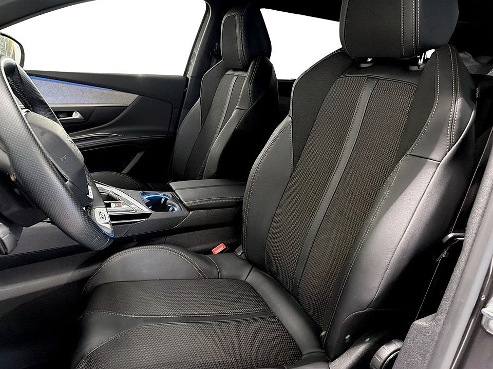 Bild på Peugeot 5008 GT 1.2 PT 130hk Aut - 7-SITS, B-KAMERA