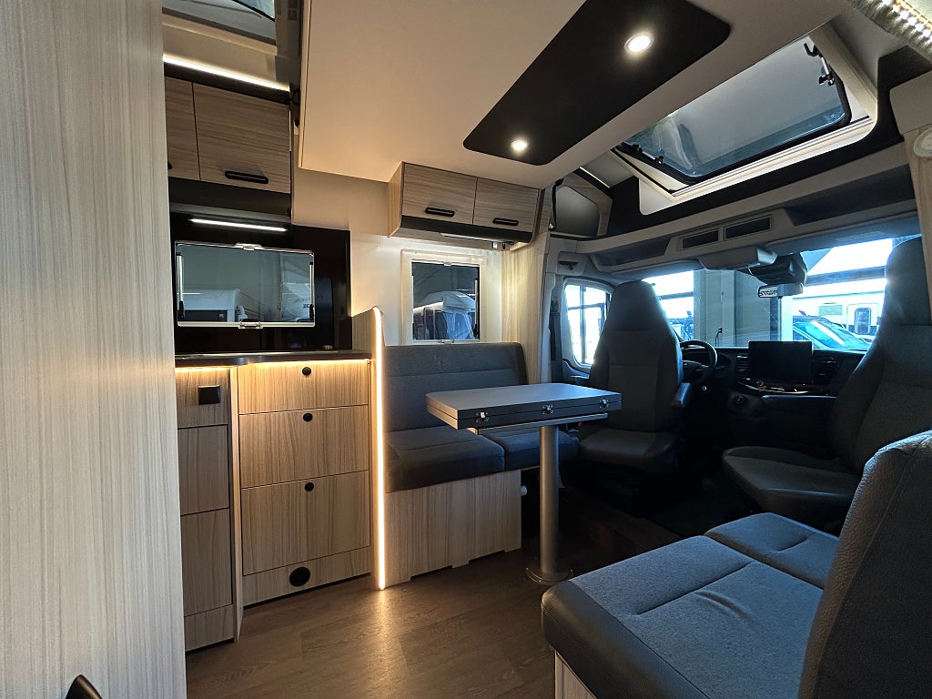 Sun Living s 72 DC / Clesana / Hyd-stöd / Aut / Taksäng - Sun Living