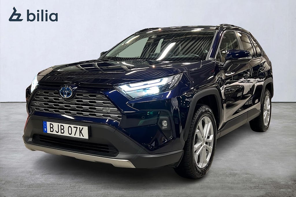 Toyota RAV4 Hybrid AWD-i 2,5 EXECUTIVE VÄRMARE MOMS