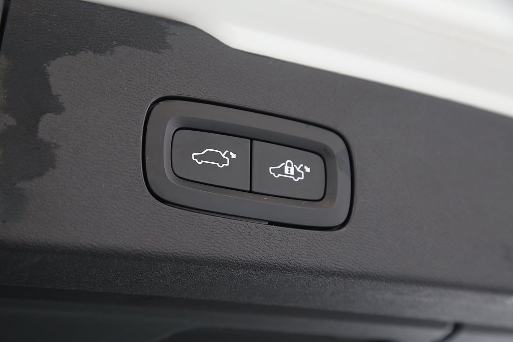 Volvo V60 D4 190hk AWD R-Design Aut H/K 360° HUD VOC Drag