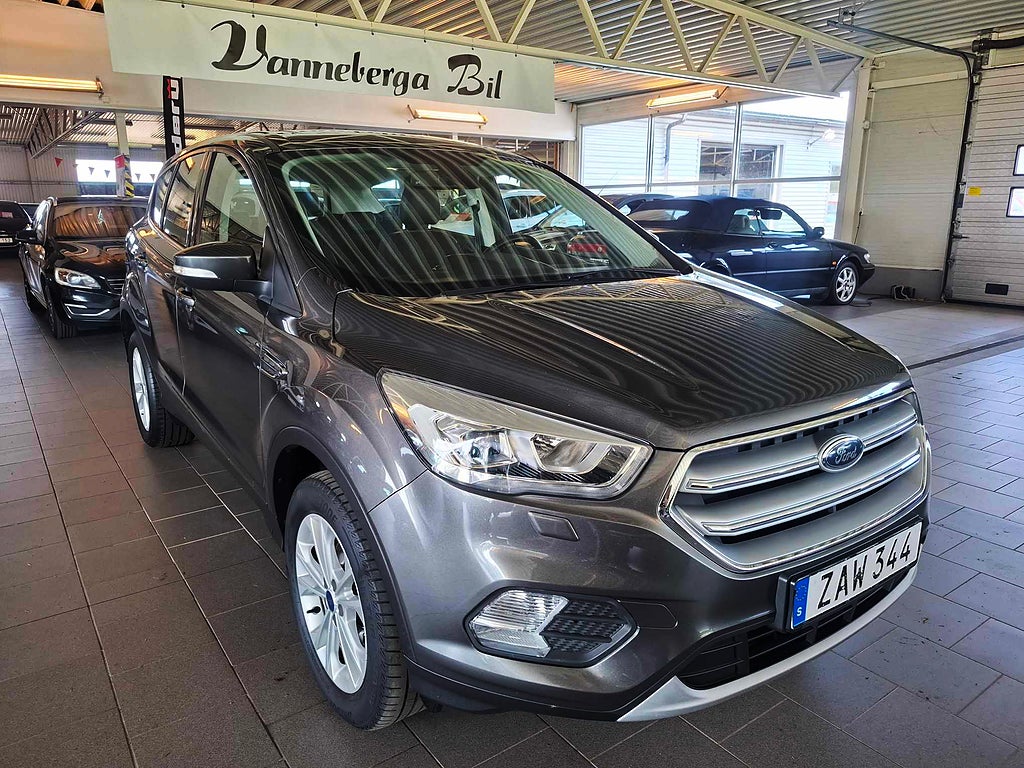 Ford Kuga 1.5 EcoBoost Titanium (150hkr) Panorama/Drag/Euro 6